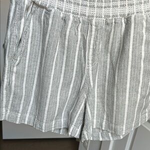 Briggs Linen rayon Striped Gray Women's Shorts size L